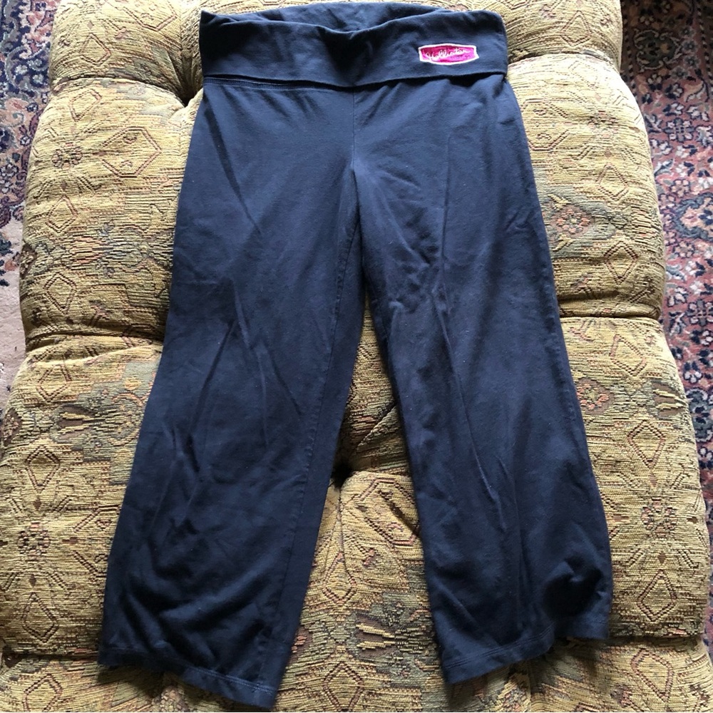 Hollister Fold-Over Yoga Pants Capris Size Large *runs small* Logo Older Style